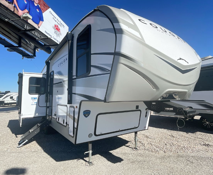 KEYSTONE RV COUGAR 29RLISE